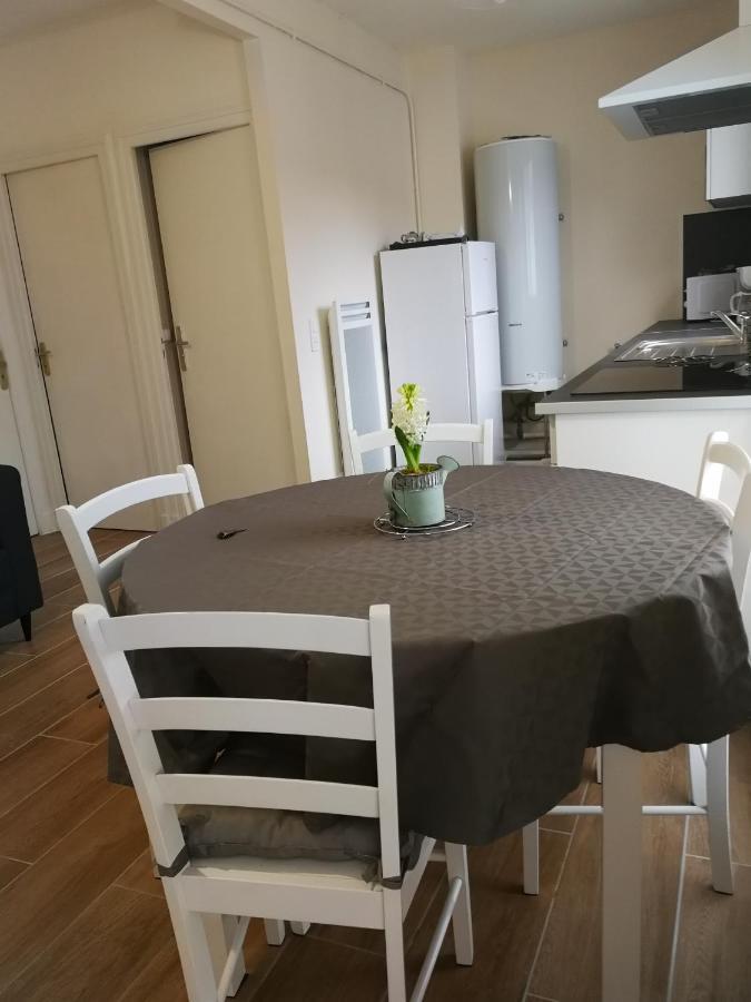 Appartement T4 Lumineux Avec Balcon - 3Eme Etage Sans Ascenseur Tarbes Eksteriør billede